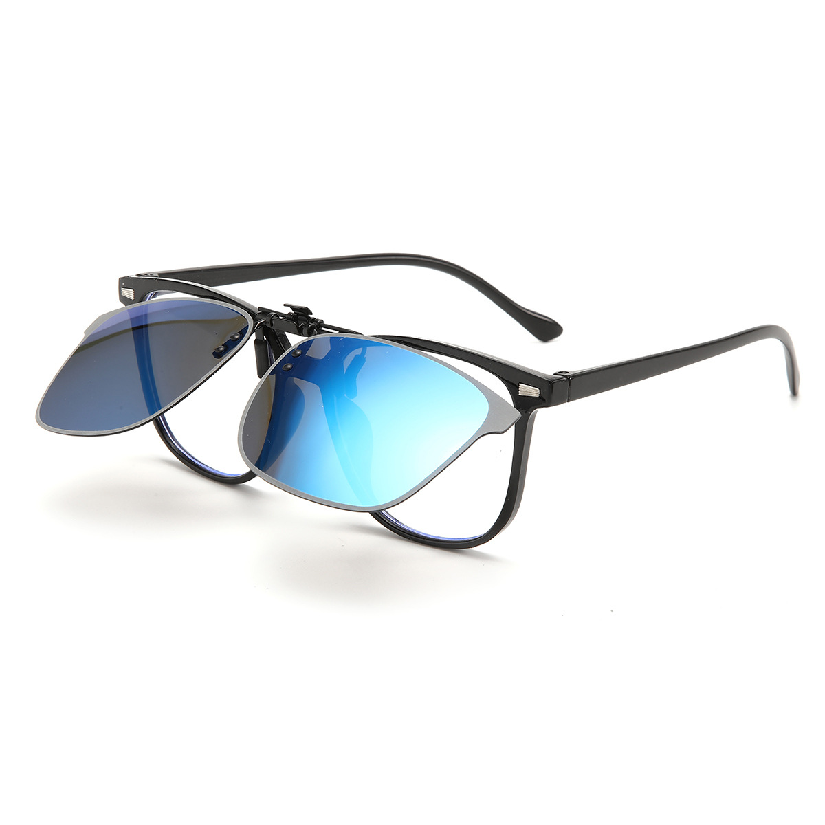 Byron-Polarized sunglasses clip