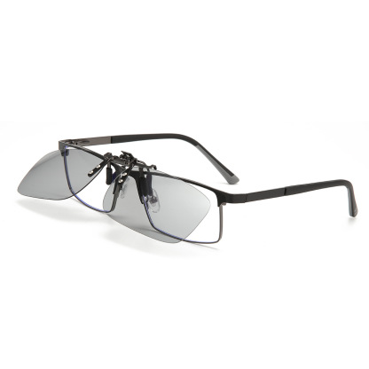 Burgess-Polarized sunglasses clip