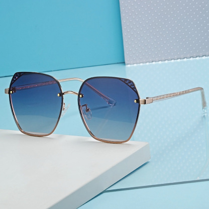 Irisa-Polygon fullrim polarized sunglasses for women