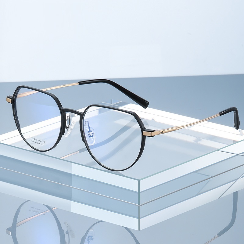 David-Plain lens glasses are available with prescription optical lenses