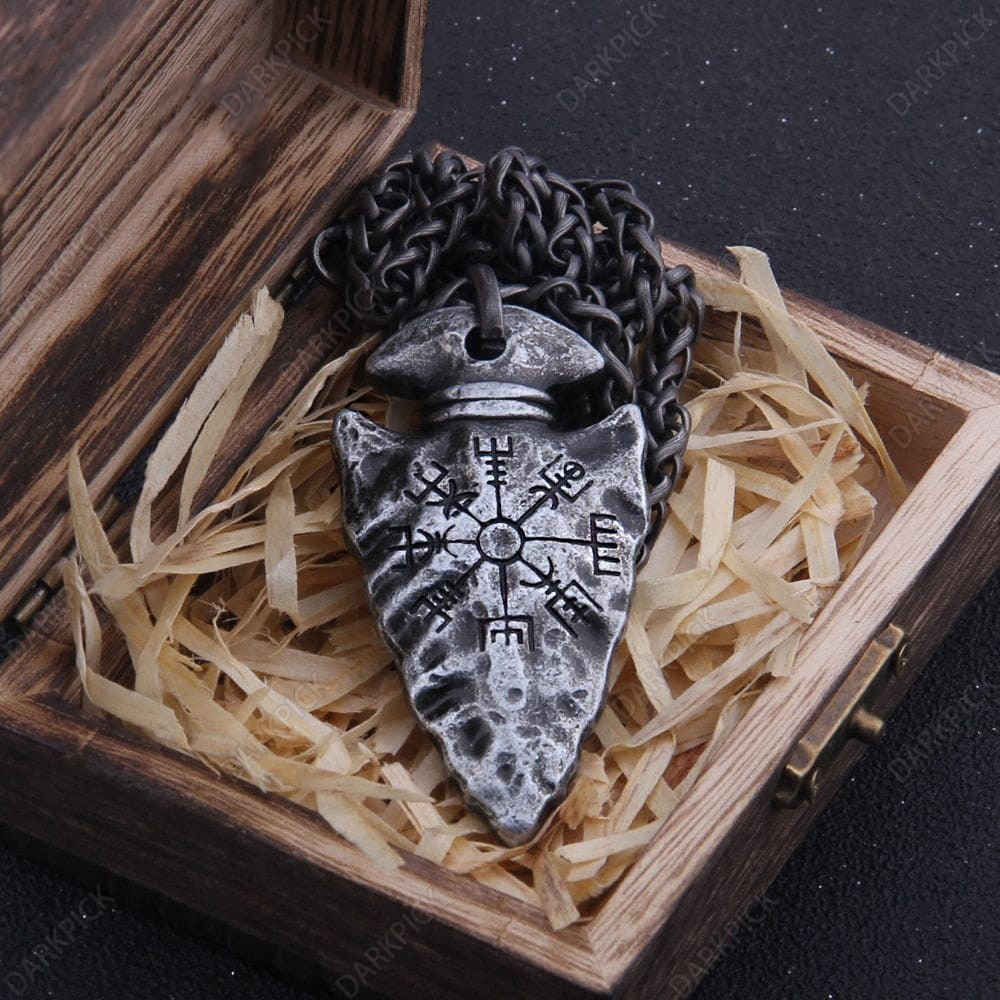 Vegvisir - Spearhead Necklace
