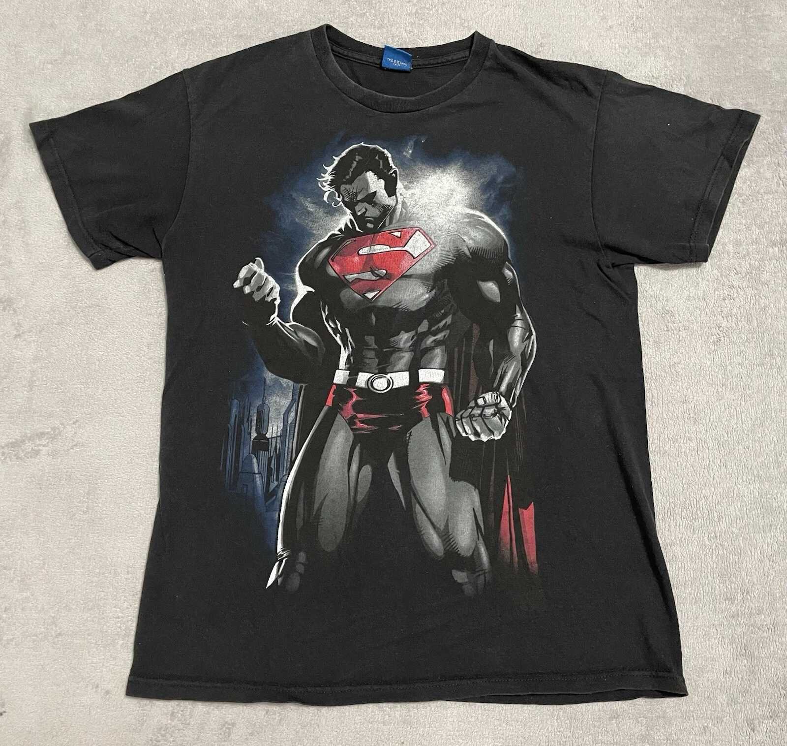 Unisex cotton Superman Light of the Sun DC Comics T-shirt