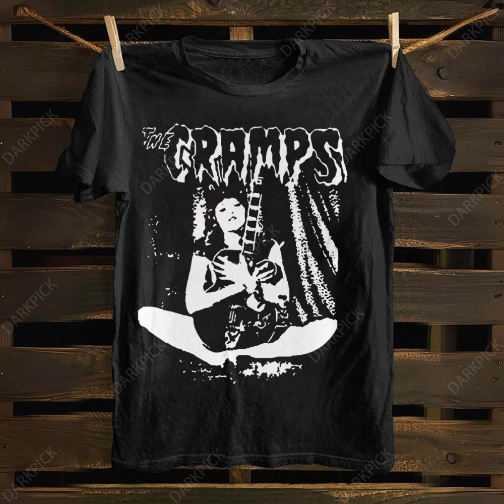Unisex cotton The Cramps Band Female guitarist T-shirt