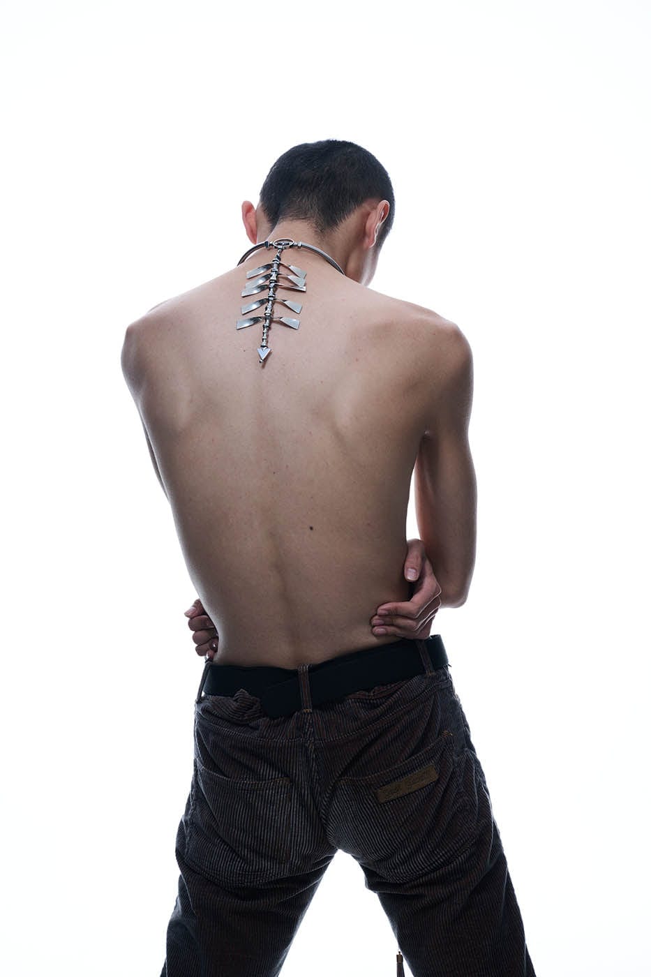 ILLUSORY Spine Necklace