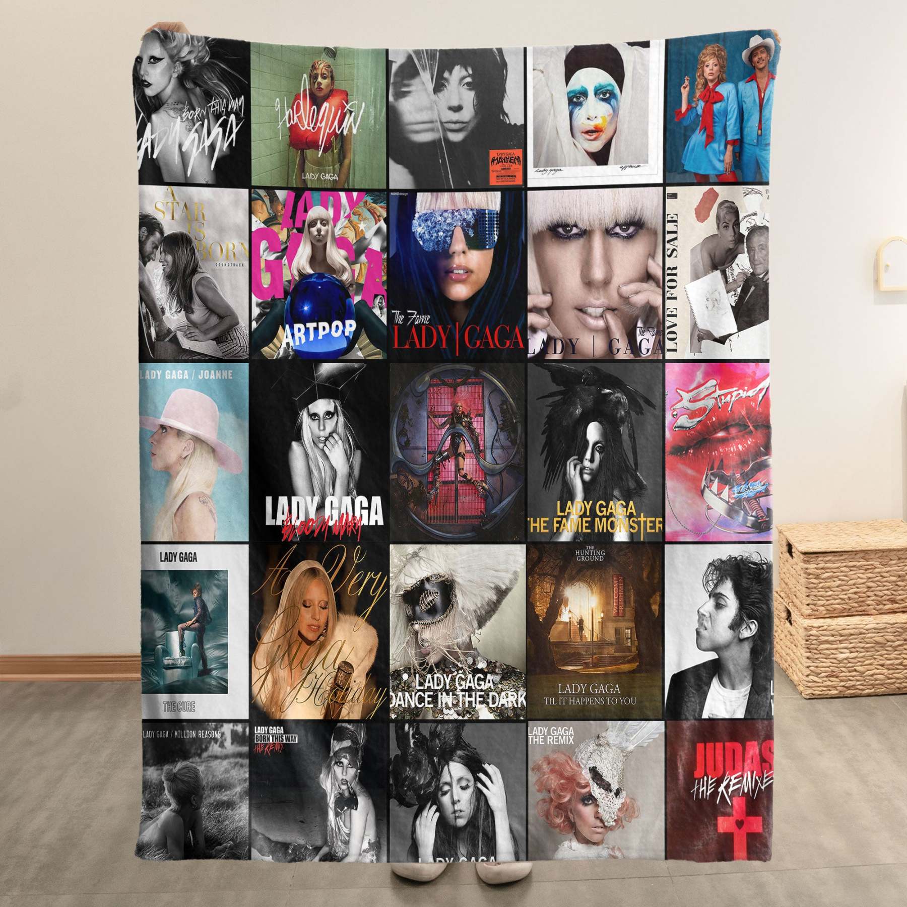 Lady Gaga Sherpa Blanket – A Bold Pop-Art Tribute for True Fans