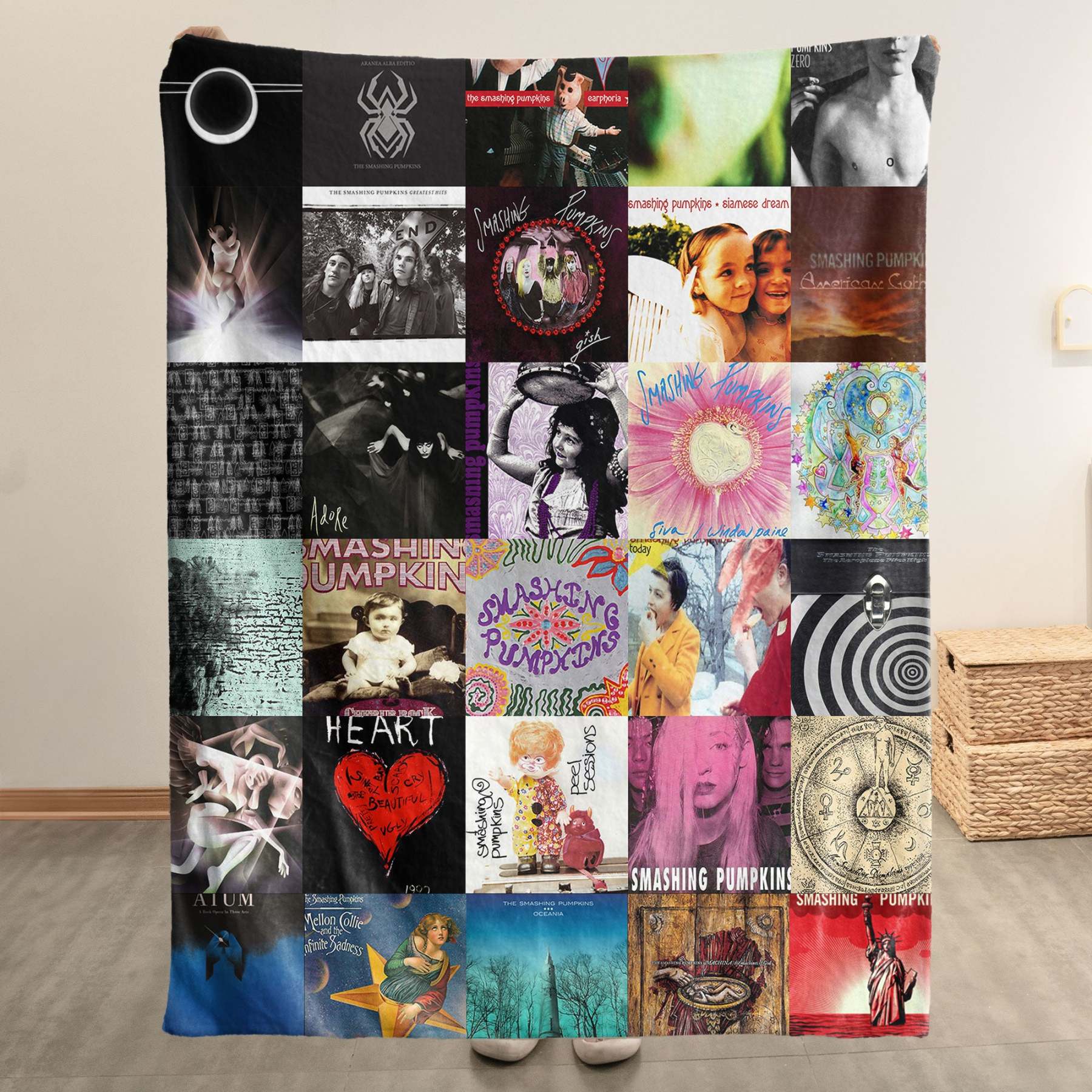 The Smashing Pumpkins Sherpa Blanket – A Grunge-Era Dream You Can Wrap Yourself In