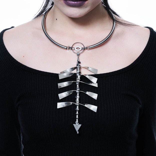 ILLUSORY Spine Necklace