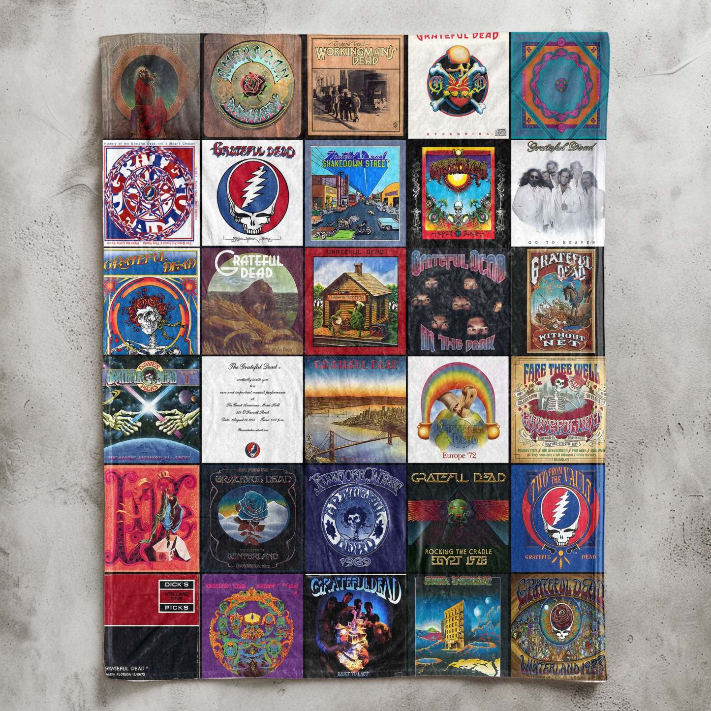 Grateful Dead Sherpa Blanket – A Psychedelic Journey in Every Stitch