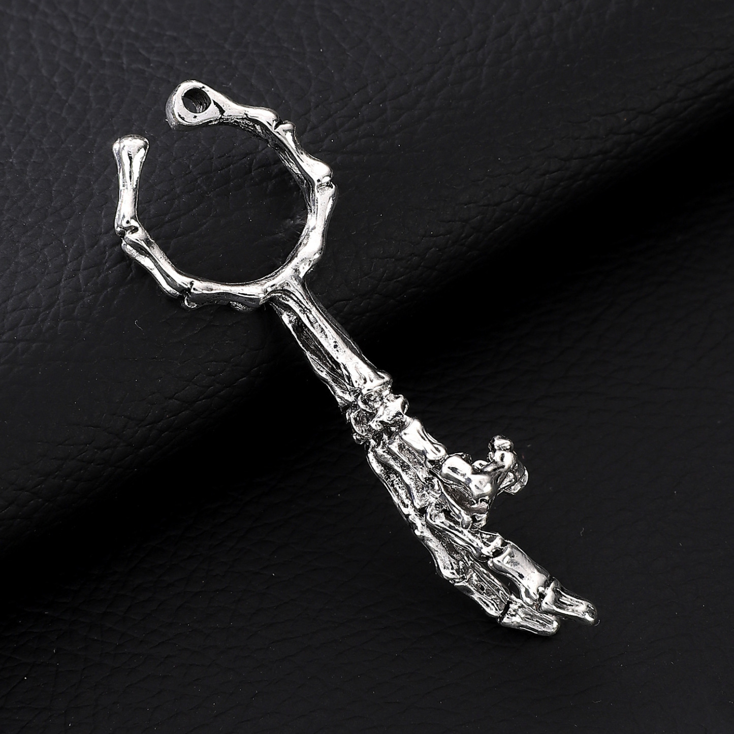 Skull Biye cigarette holder smoking clip ring