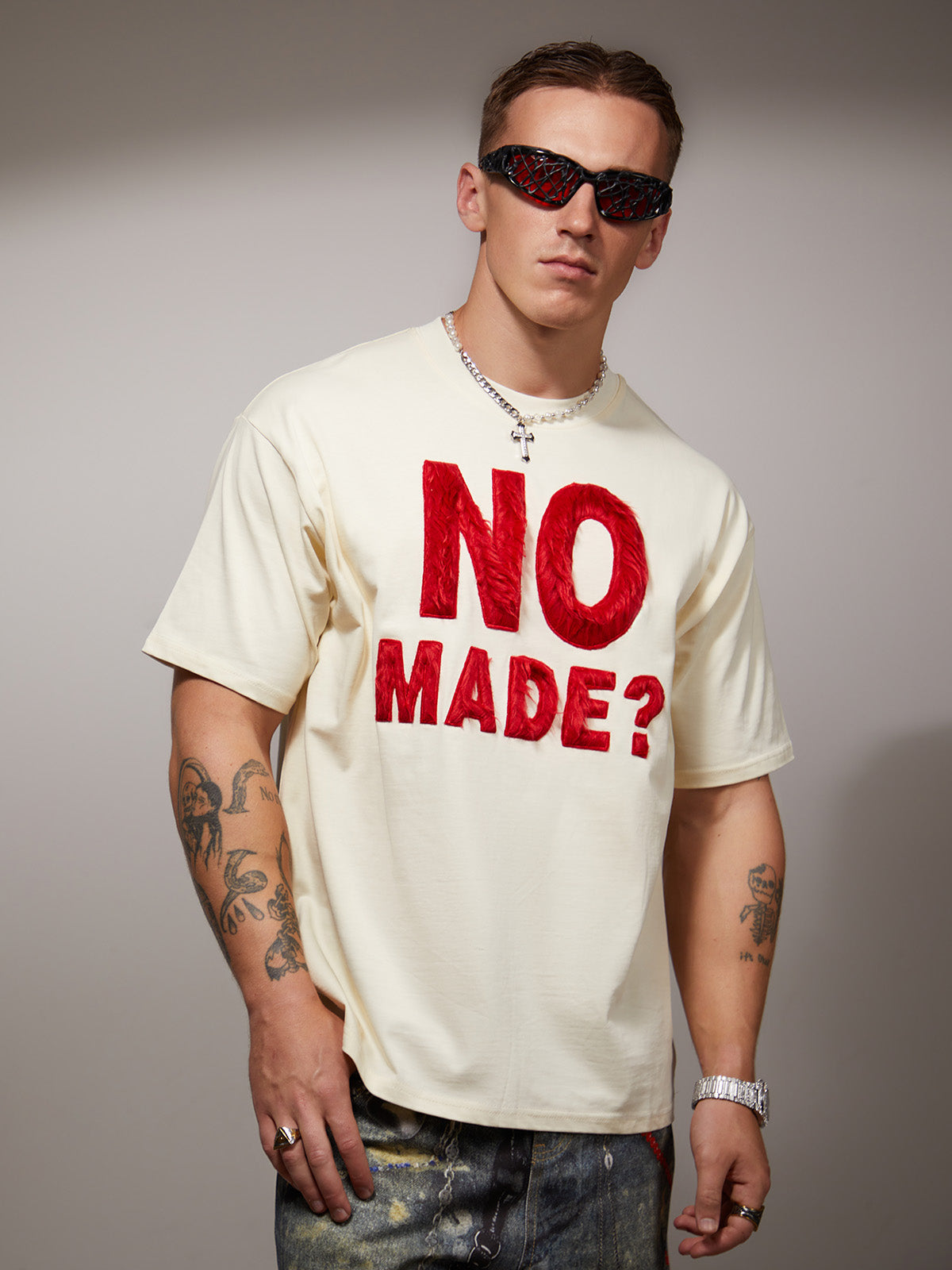 Heavy Retro Patch Embroidered T-shirt