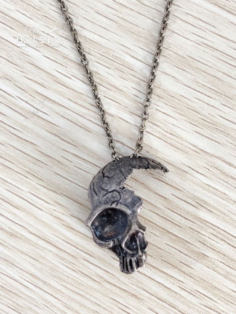 Men's Punk Vintage Half Skull Alloy Pendant Necklace