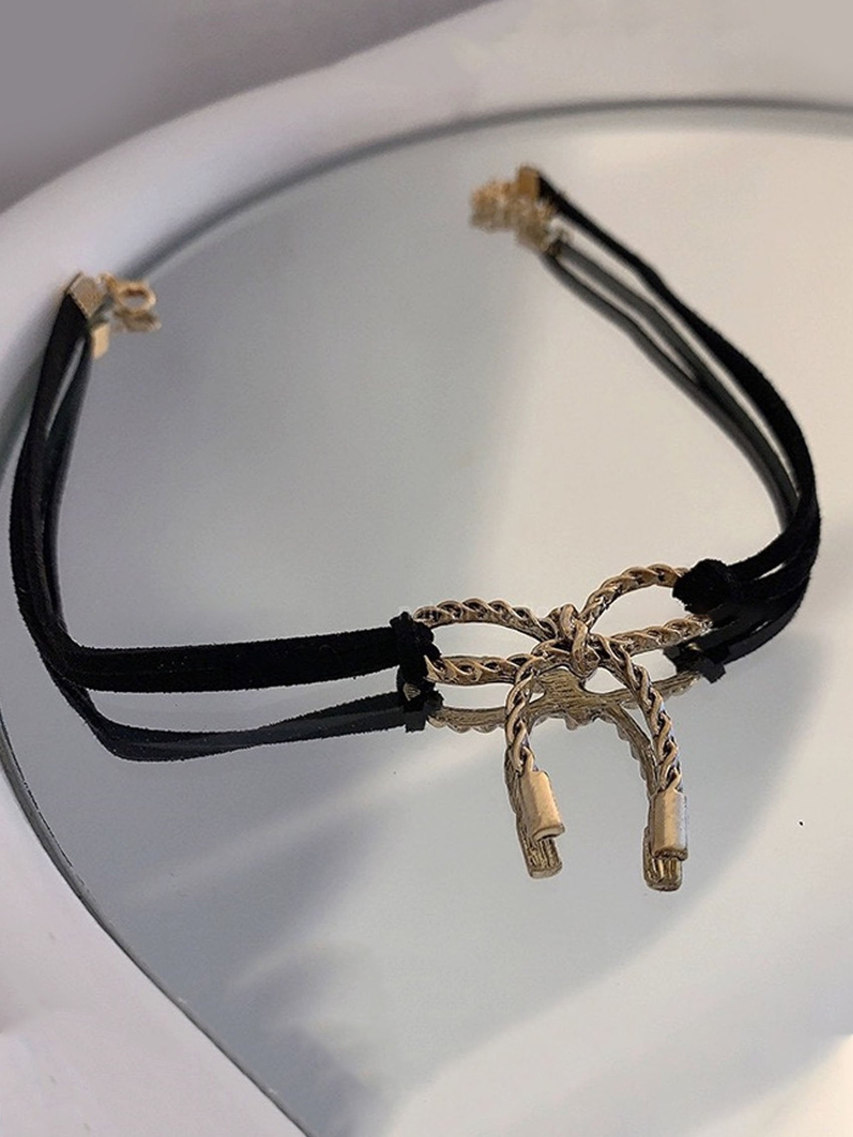 Women's Dark Style Collar Bowknot Clavicle Necklace