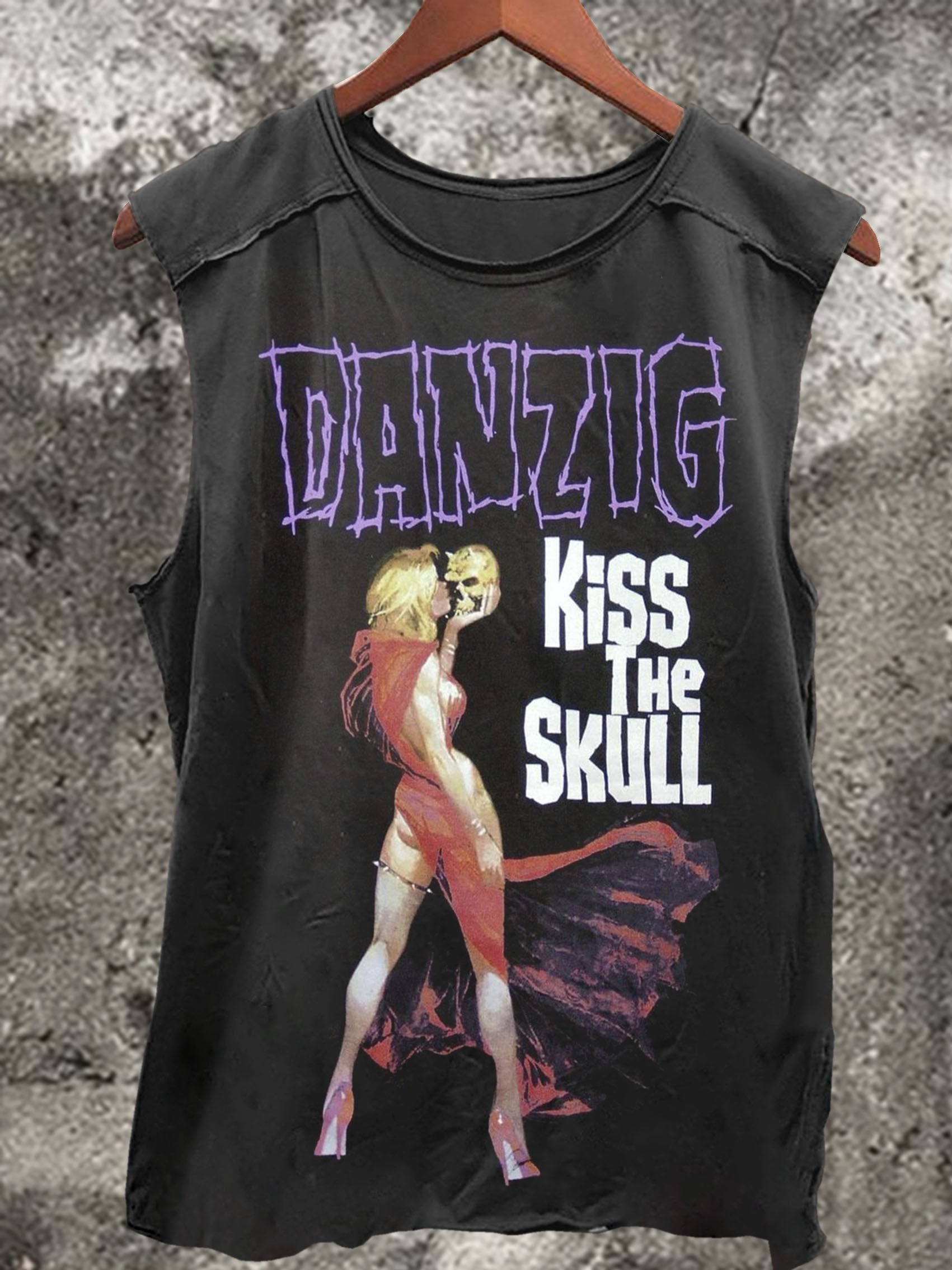 Kiss The Skull Print 100% Cotton Casual Tank Top