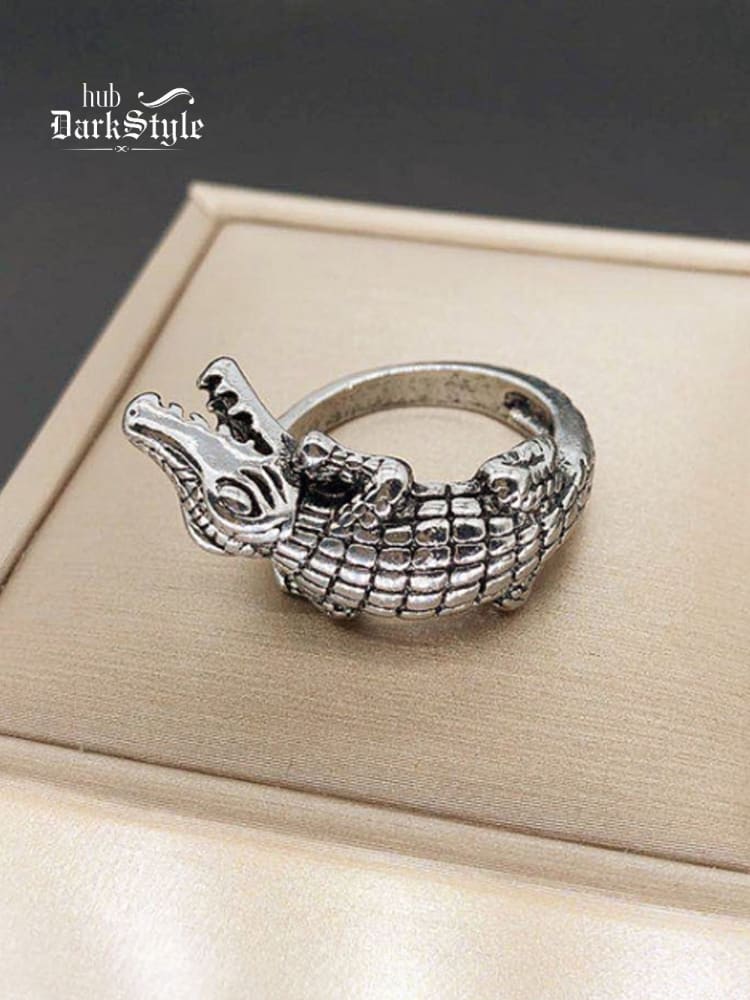 Crocodile Men's Retro Punk Adjustable Finger Ring