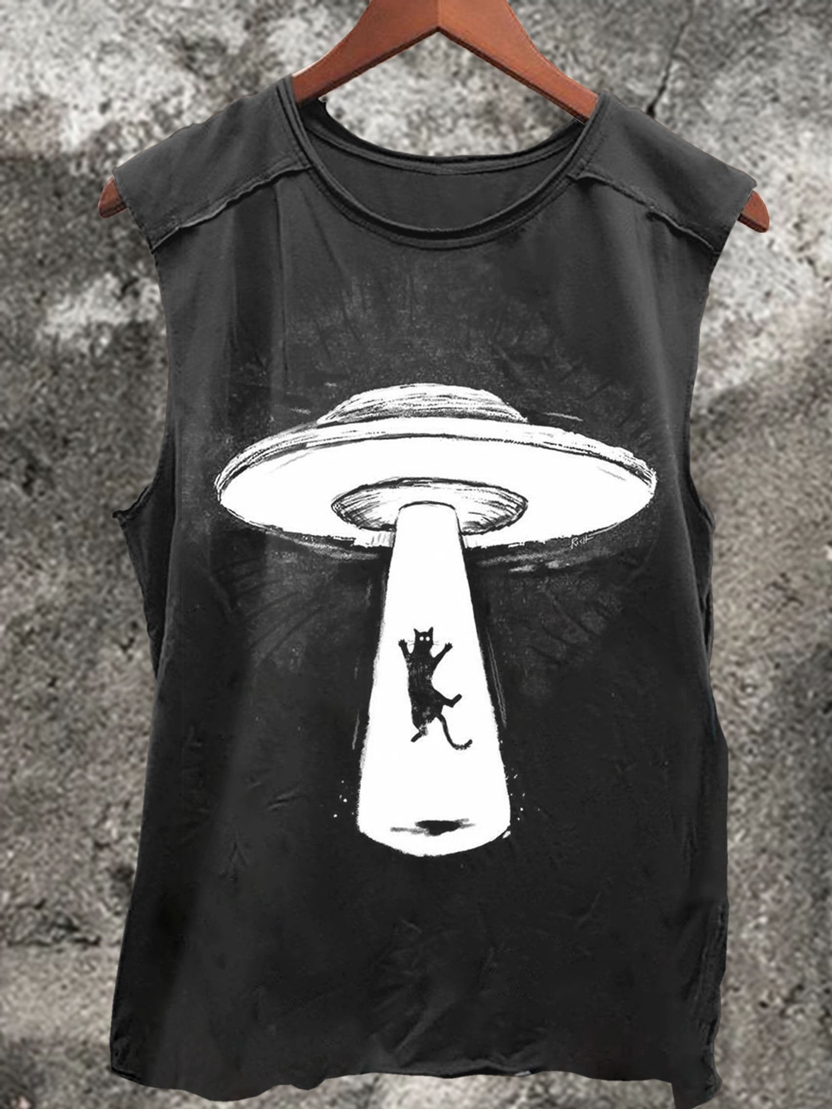 Flying Saucer Catches Kitten Print 100% Cotton Casual Tank Top
