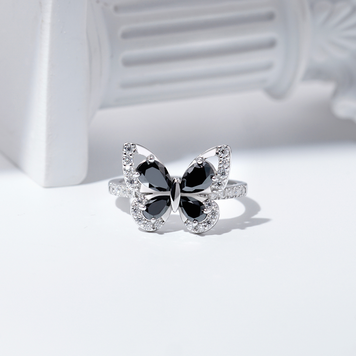 1.6ct S925 Black Butterfly Pear Synthetic Moissanite Unique Ring