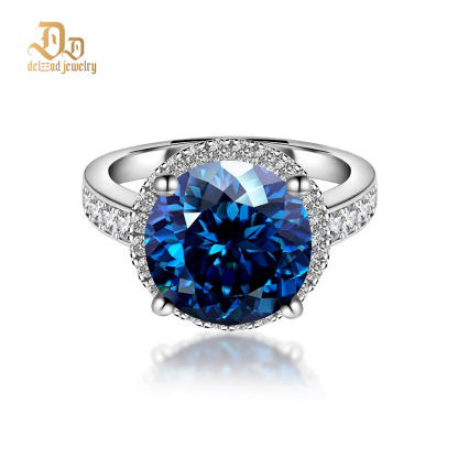 Hundreds Faces Round Synthetic Moissanite Halo Ring In 925 Sterling Silver