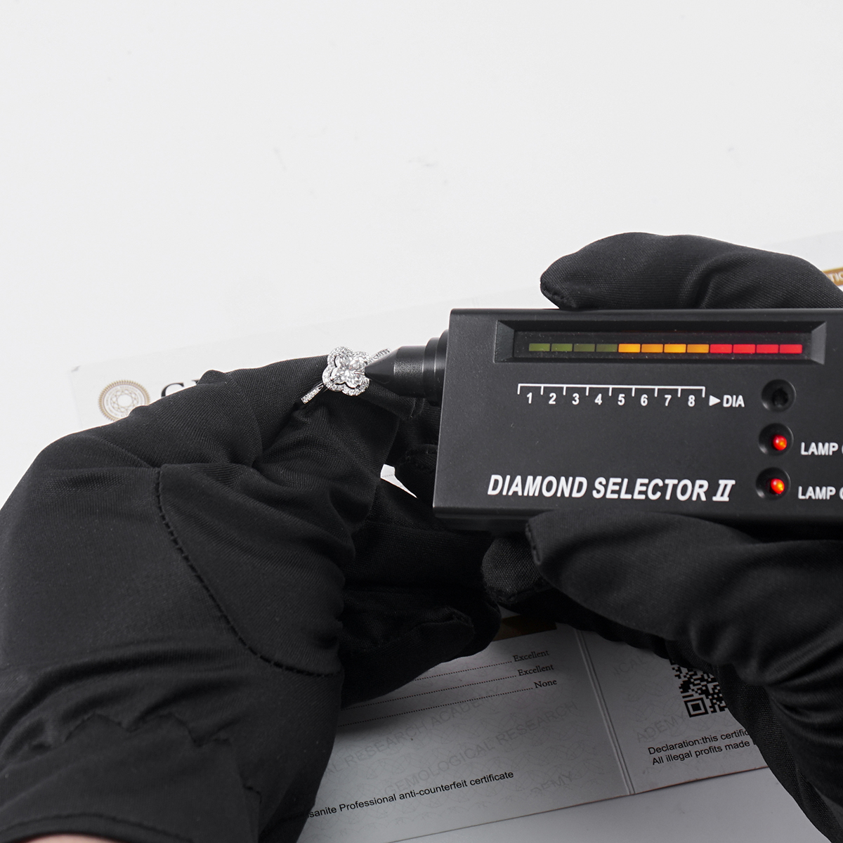 Delzzad Sparkling Adjustable Four-Leaf Clover Cluster Ring Lab-Created Moissanite Engagement Ring S925 Sterling Silver Moissanite Jewelry Perfect Gift