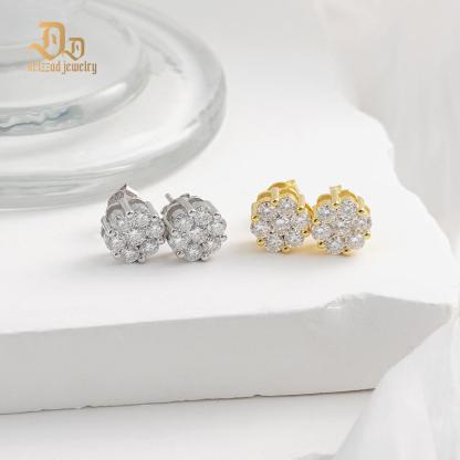 Round Bling Cluster Earrings D Color Synthetic Moissanite S925 Stud Unisex Earrings