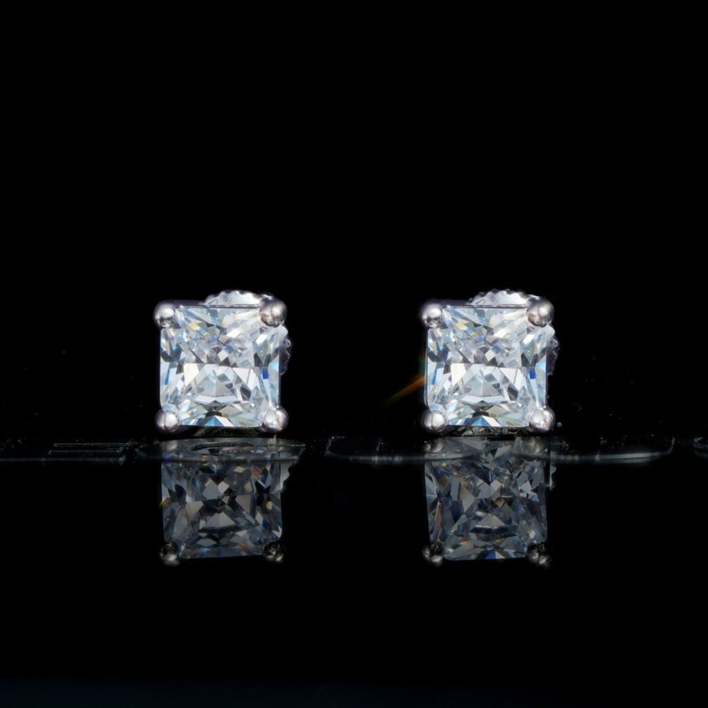 925S & VVS MOISSANITE PRINCESS CUT STUD EARRINGS