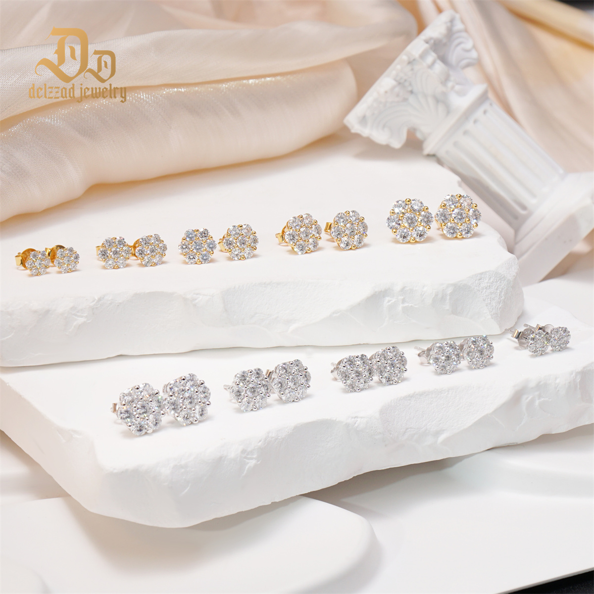 IcyBloom Floral Shine Stud Earrings 925S & VVS Moissanite