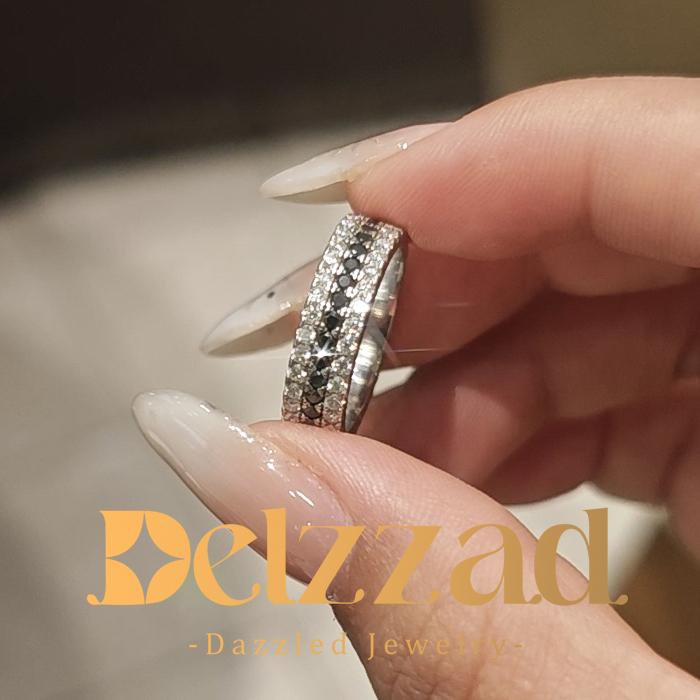 S925 Handmade Black and White Melee Synthetic Moissanite Pave Band