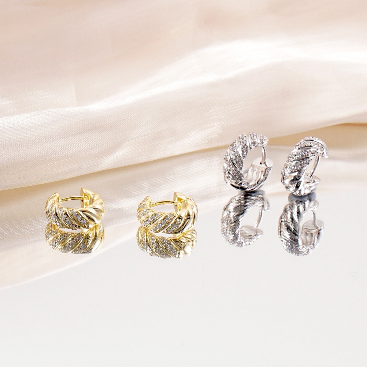 Delzzad Sculpted Cable Hoop Earrings D Color VVS Synthetic Moissanite Earrings Jewelry S925 Perfect Birthday Engagement Wedding Anniversary Christmas Gift