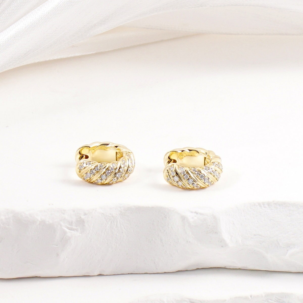 Delzzad Sculpted Cable Hoop Earrings D Color VVS Synthetic Moissanite Earrings Jewelry S925 Perfect Birthday Engagement Wedding Anniversary Christmas Gift