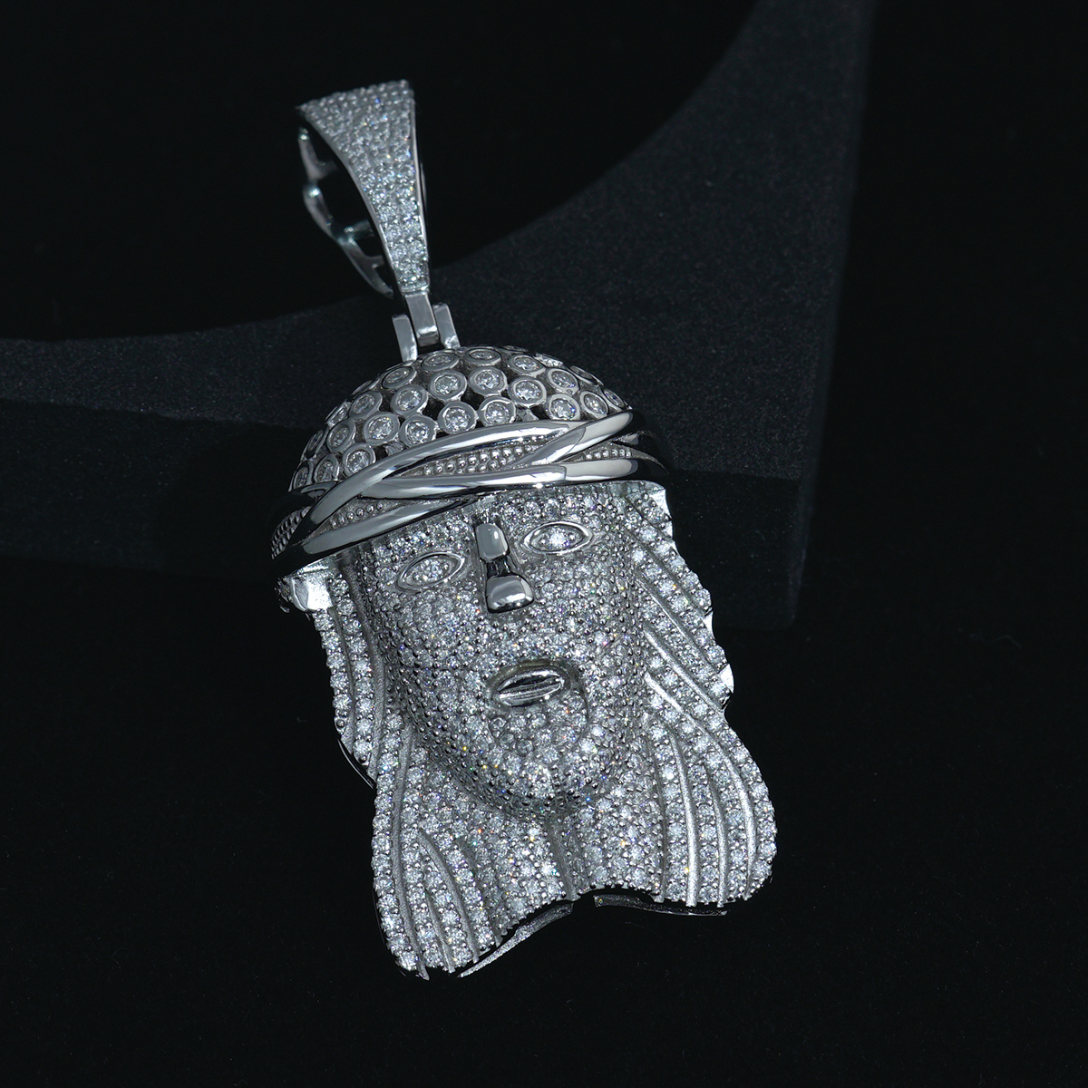 Hip Hop Statue Charm Pendant Necklace Synthetic Moissanite Pendant Necklace S925 Chain