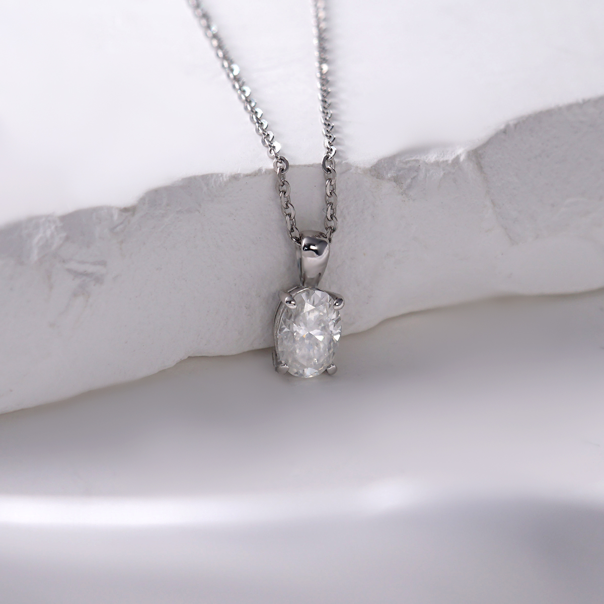1ct Oval Prong Pendant VVS Synthetic Moissanite S925 Women Solitaire Necklace Chain