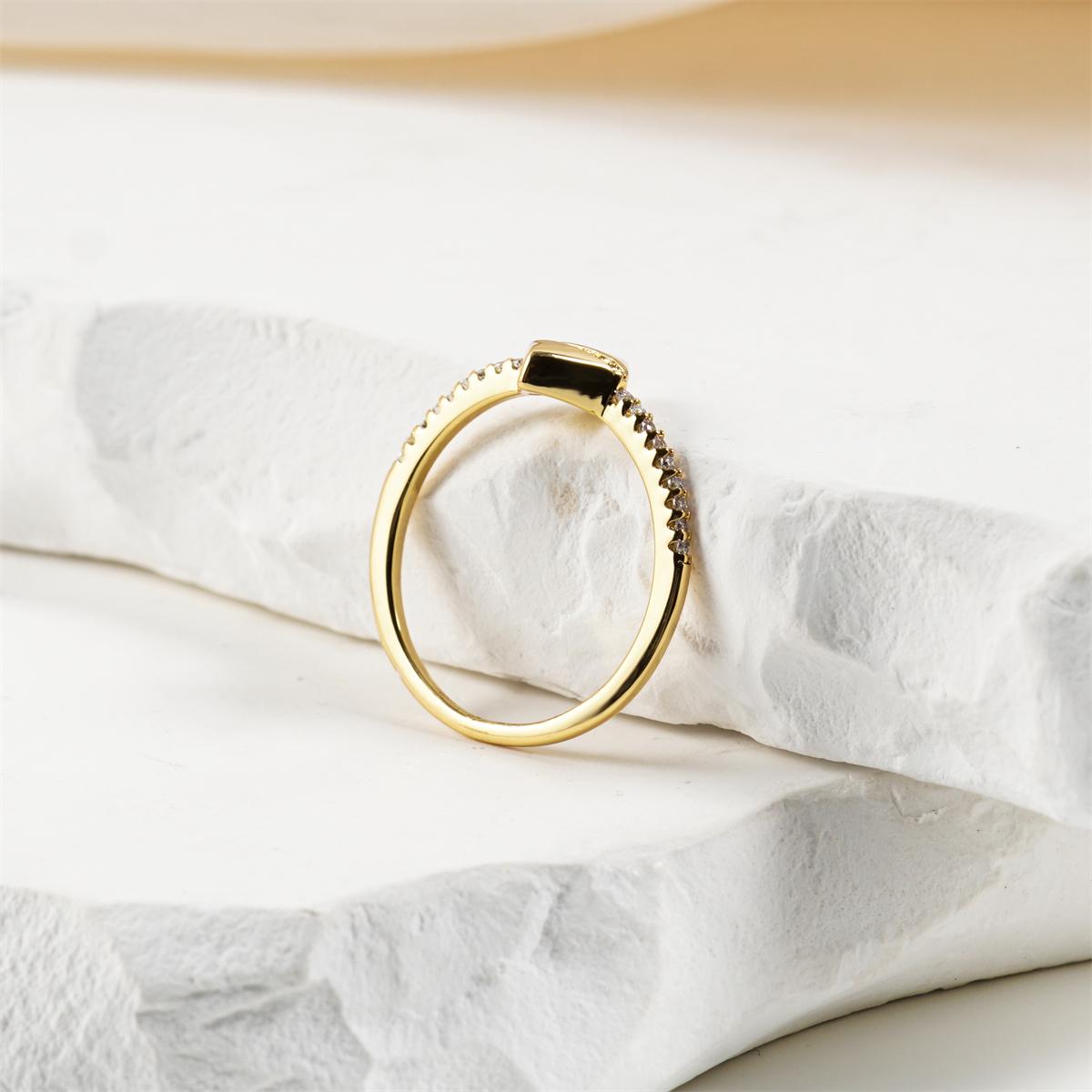 0.1ct Golden Apex of Light Ring Geometric Ring VVS Synthetic Moissanite Ring Jewelry Copper Band