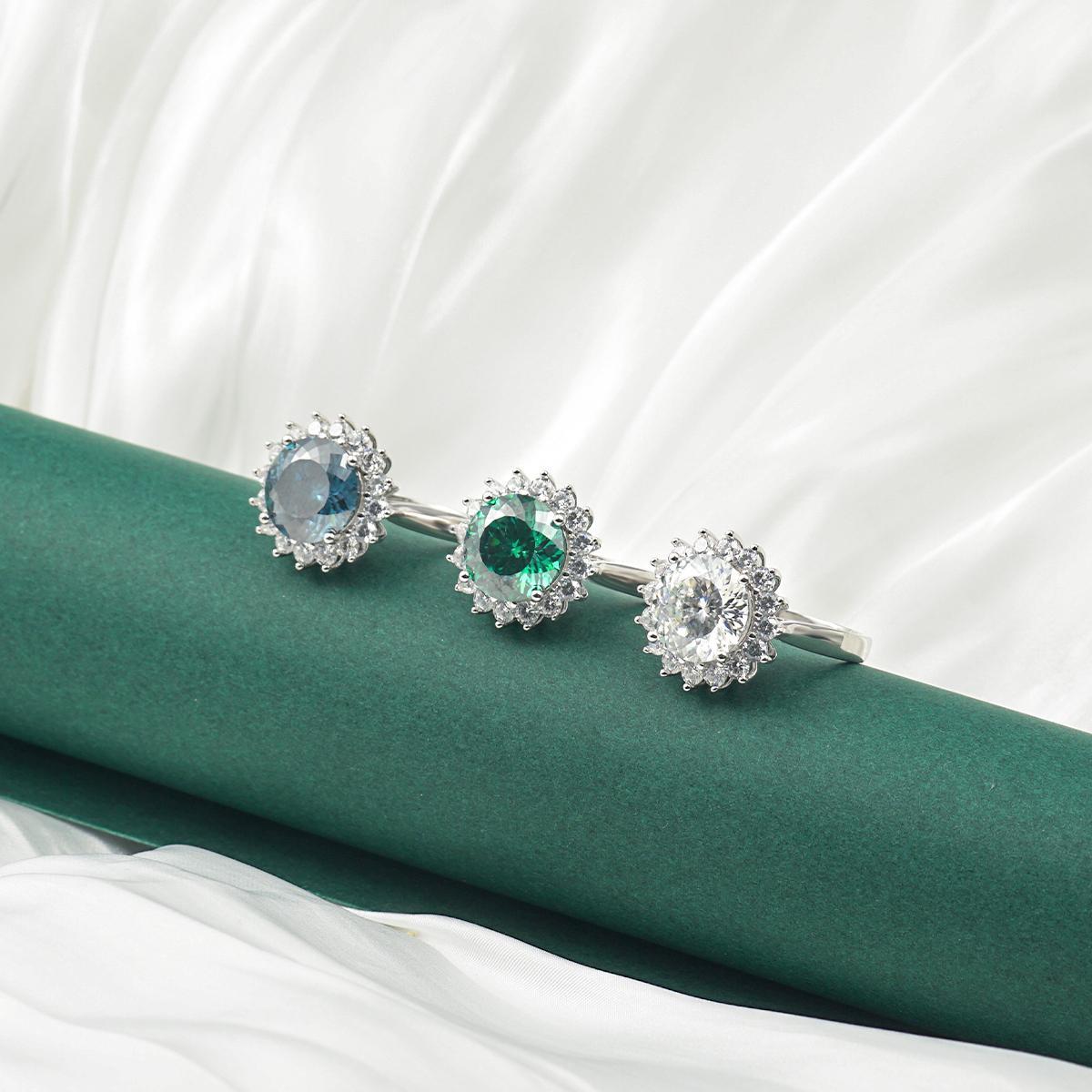 Delzzad 5ct Round Synthetic Moissanite Sunflower Ring In 925 Sterling Silver