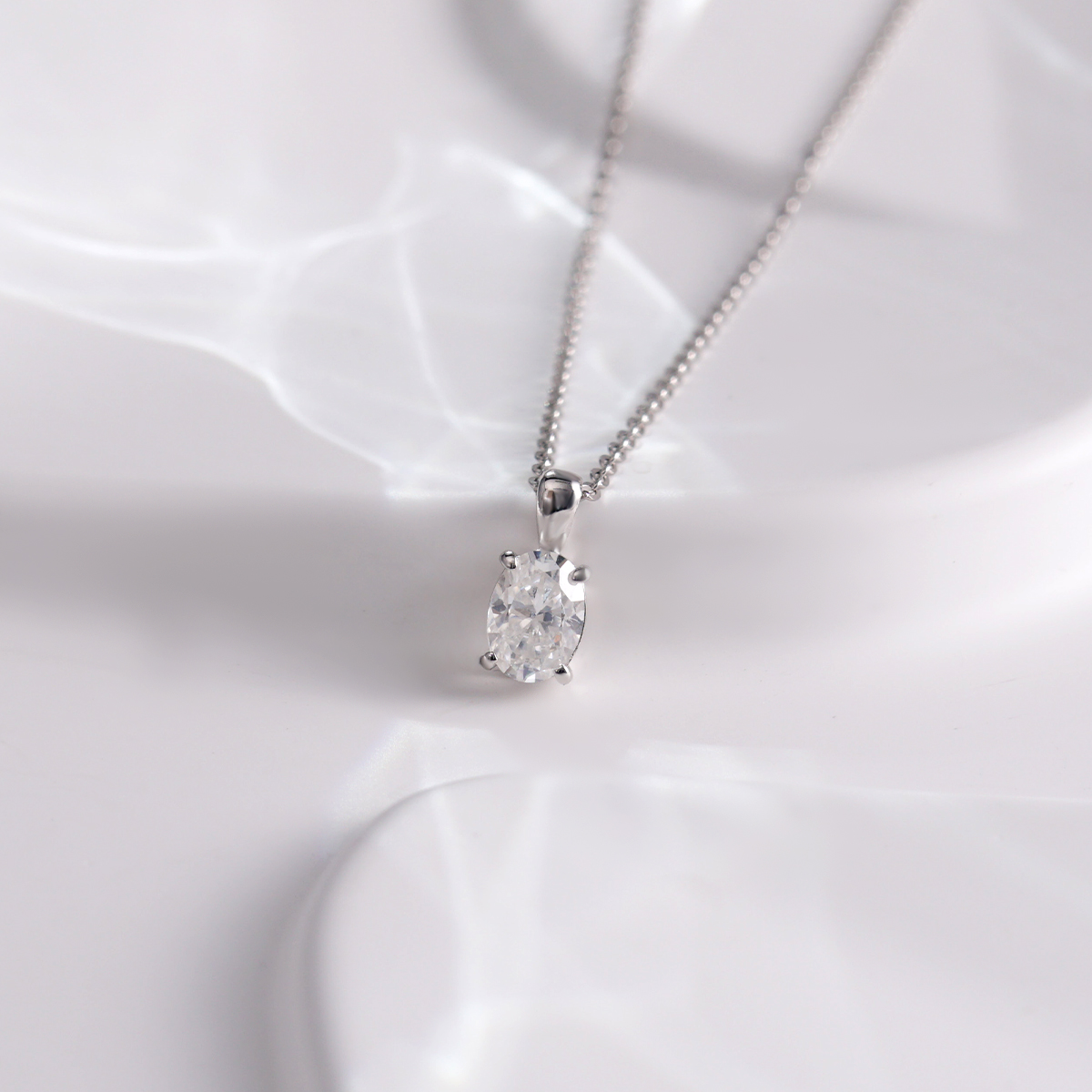 1ct Oval Prong Pendant VVS Synthetic Moissanite S925 Women Solitaire Necklace Chain