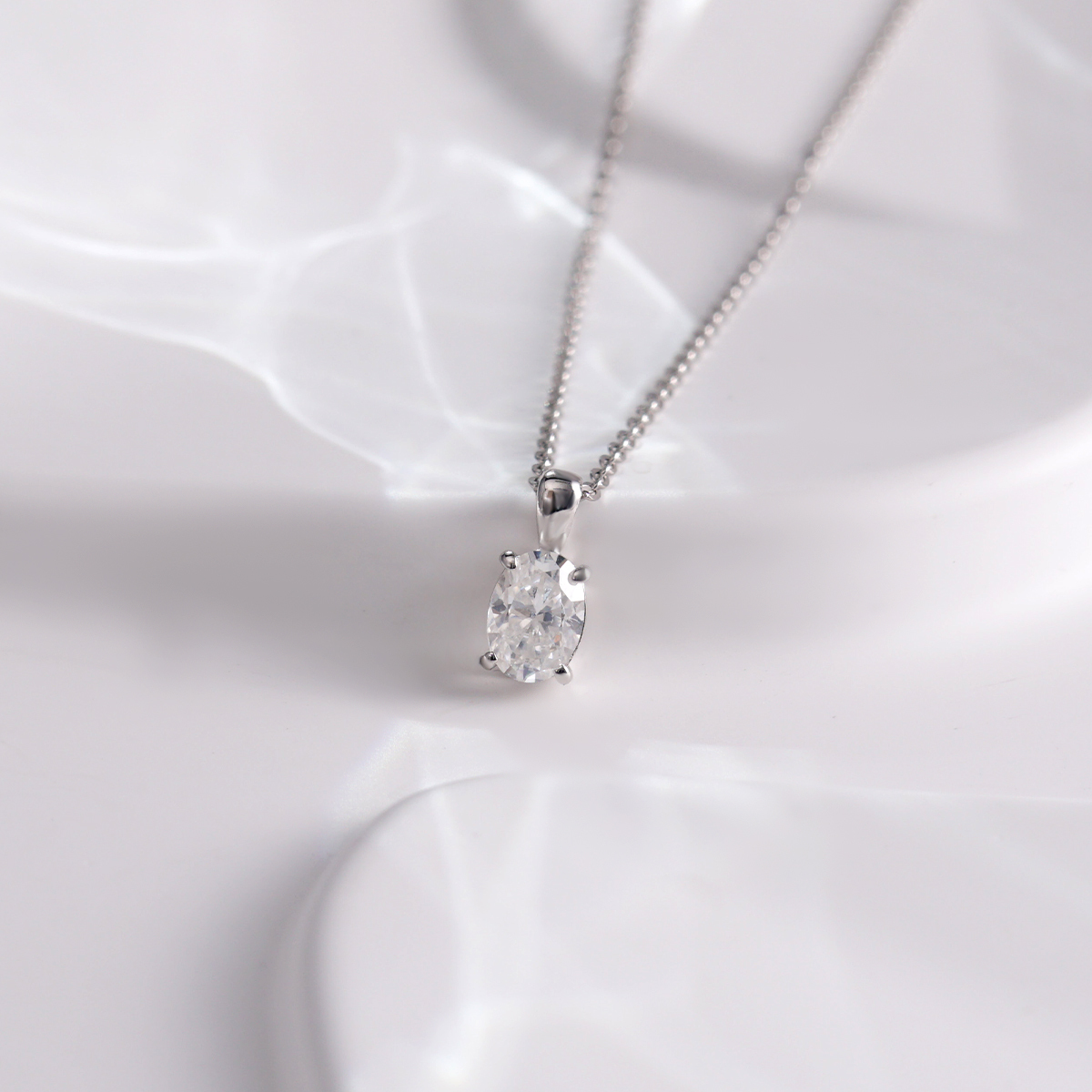 1ct Oval Prong Pendant VVS Synthetic Moissanite S925 Women Solitaire Necklace Chain