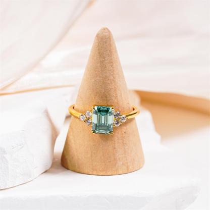 2.2ct Aurora Green Dream Ring Engagement Ring Band Step Cut Synthetic Moissanite Ring S925 Band
