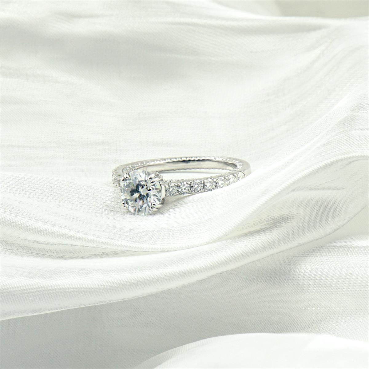 Delzzad Lustre Ring Lab-Created Moissanite Engagement Ring S925 Sterling Silver Moissanite Jewelry Perfect Gift