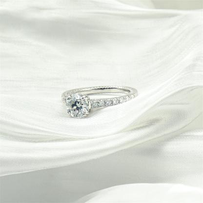 Delzzad Lustre Ring Lab-Created Moissanite Engagement Ring S925 Sterling Silver Moissanite Jewelry Perfect Gift