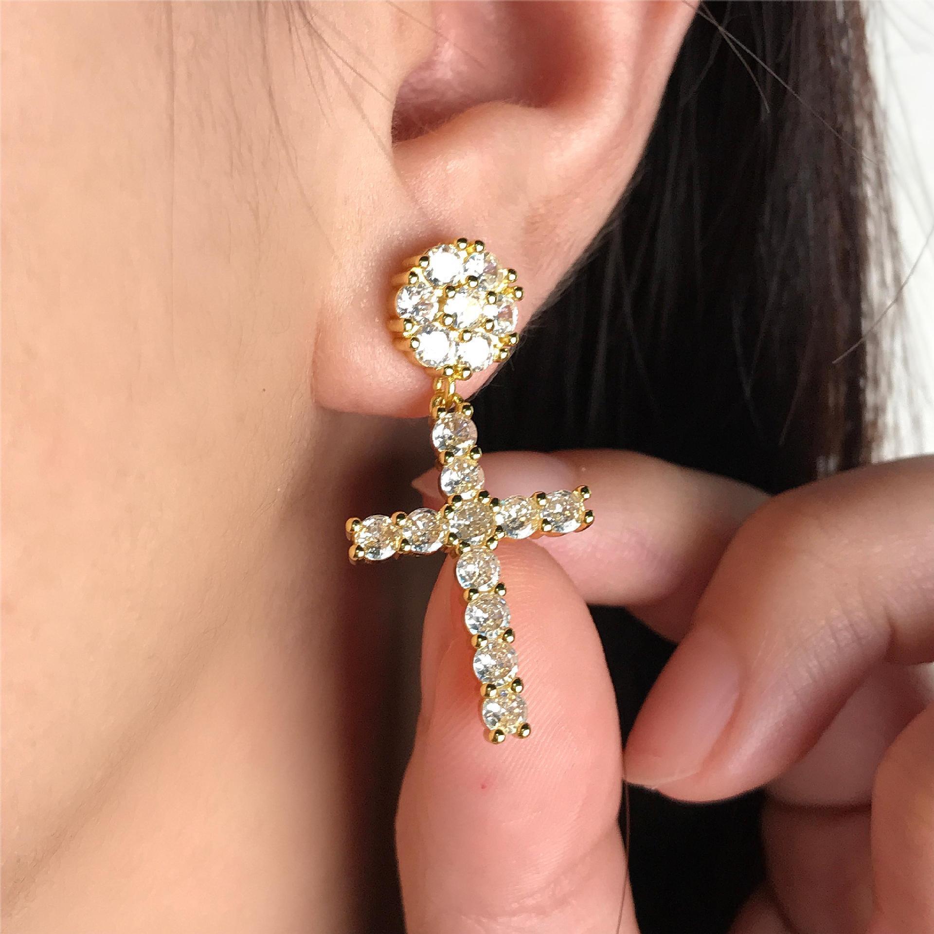 S925 Round VVS Synthetic Moissanite Hip Hop Studded Cross Dangle Earrings Valentine's Day Gift For Men Women