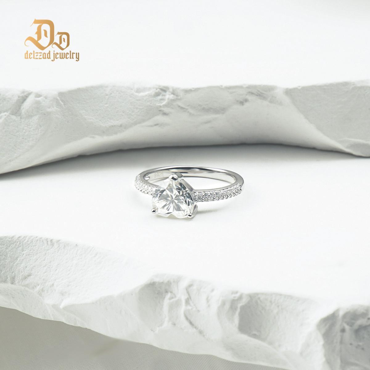 Delzzad Heart Ring D Color VVS Synthetic Moissanite S925 Bling Ring Lady Women Perfect for Any Occasion & Everyday Wear Birthday Anniversary Engagement Wedding Gifts