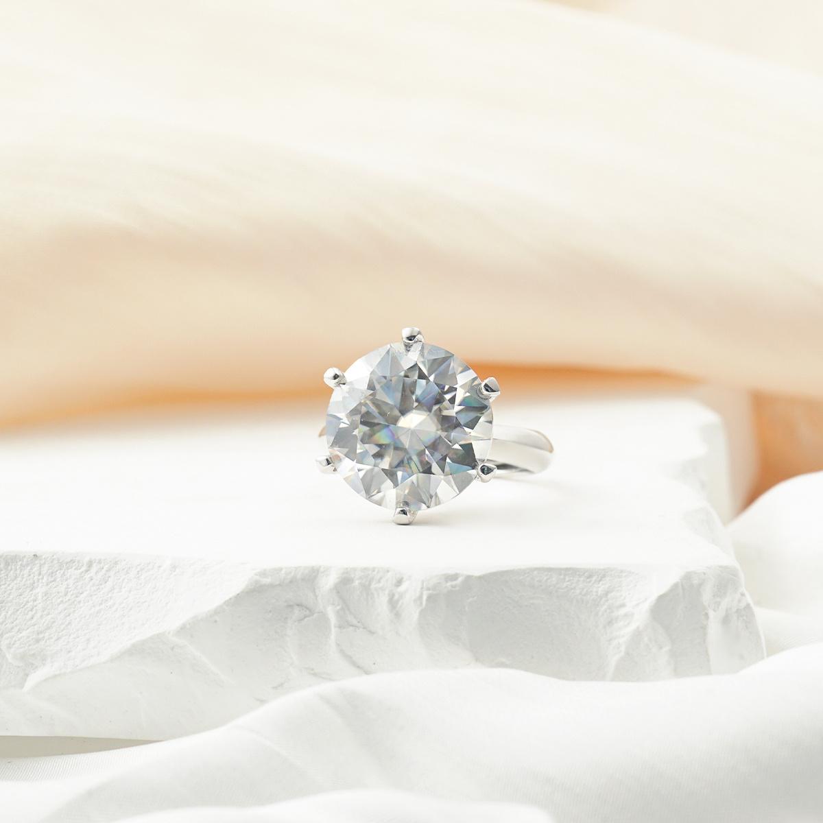 Delzzad 10ct Solitaire Ring Round VVS Synthetic Moissanite Ring Band S925 Christmas Gift