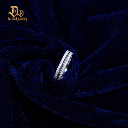 S925 Handmade Black and White Melee Synthetic Moissanite Pave Band