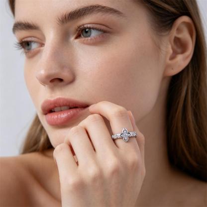 Delzzad 0.2ct Guiding Light Flora Ring Four Leaf Ring Band Clover Ring Petals of Grace VVS Synthetic Moissanite Ring Jewelry Copper Band