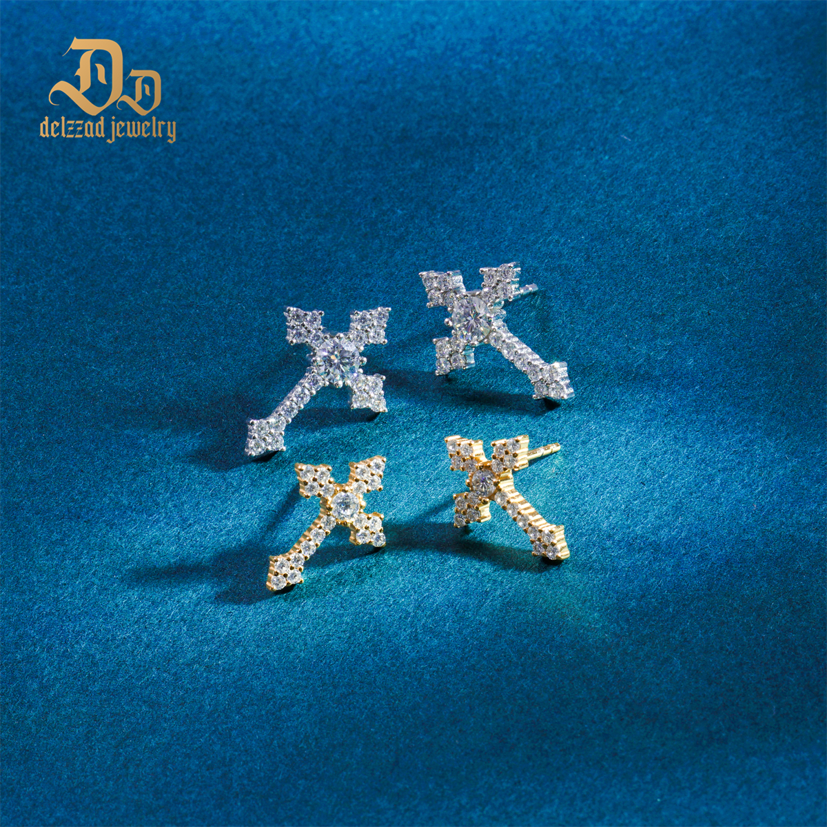 Cross Prong Stud Earrings S925 & D Color VVS Synthetic Moissanite