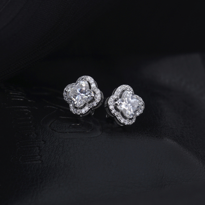 Delzzad Sparkling Iced-Out Clover Earrings Lab-Created Moissanite Stud Earring S925 Sterling Silver Moissanite Jewelry Engagement Wedding Anniversary Perfect Gifts
