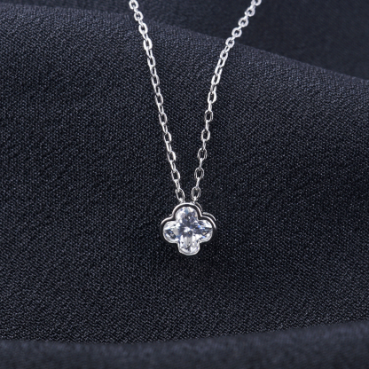 Delzzad 1ct Clover Cluster Pendant Necklace Lab-Created Moissanite Necklace S925 Sterling Silver Moissanite Jewelry Engagement Wedding Anniversary Perfect Gifts