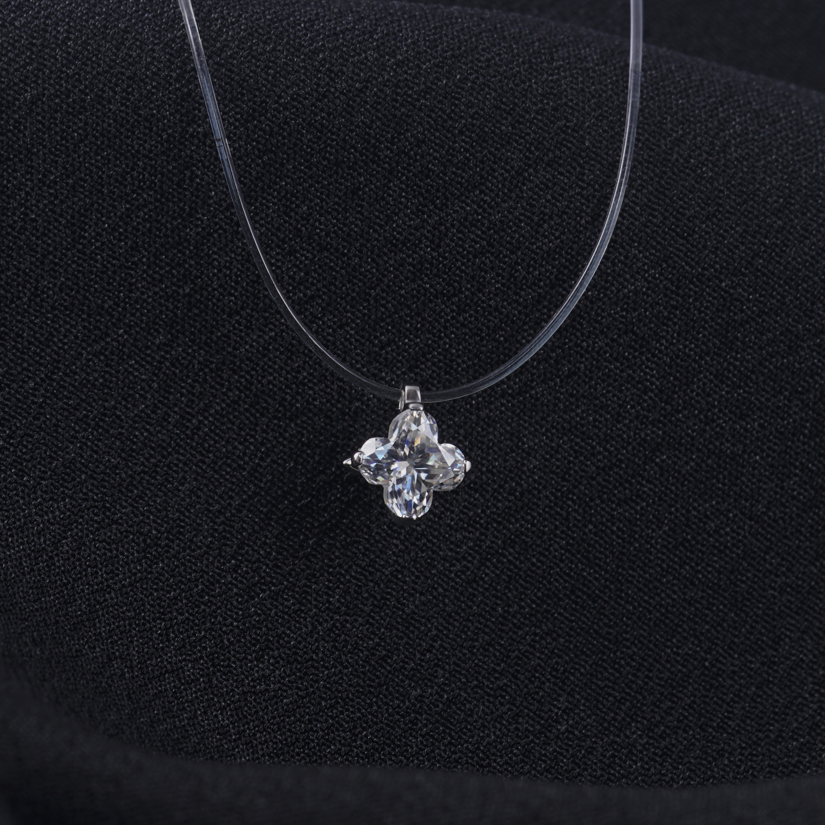 Delzzad 1ct Charming Clover Cut Pendant Necklace Fishing Line Chain Lab-Created Moissanite Necklace S925 Sterling Silver Moissanite Jewelry Engagement Wedding Anniversary Perfect Gifts