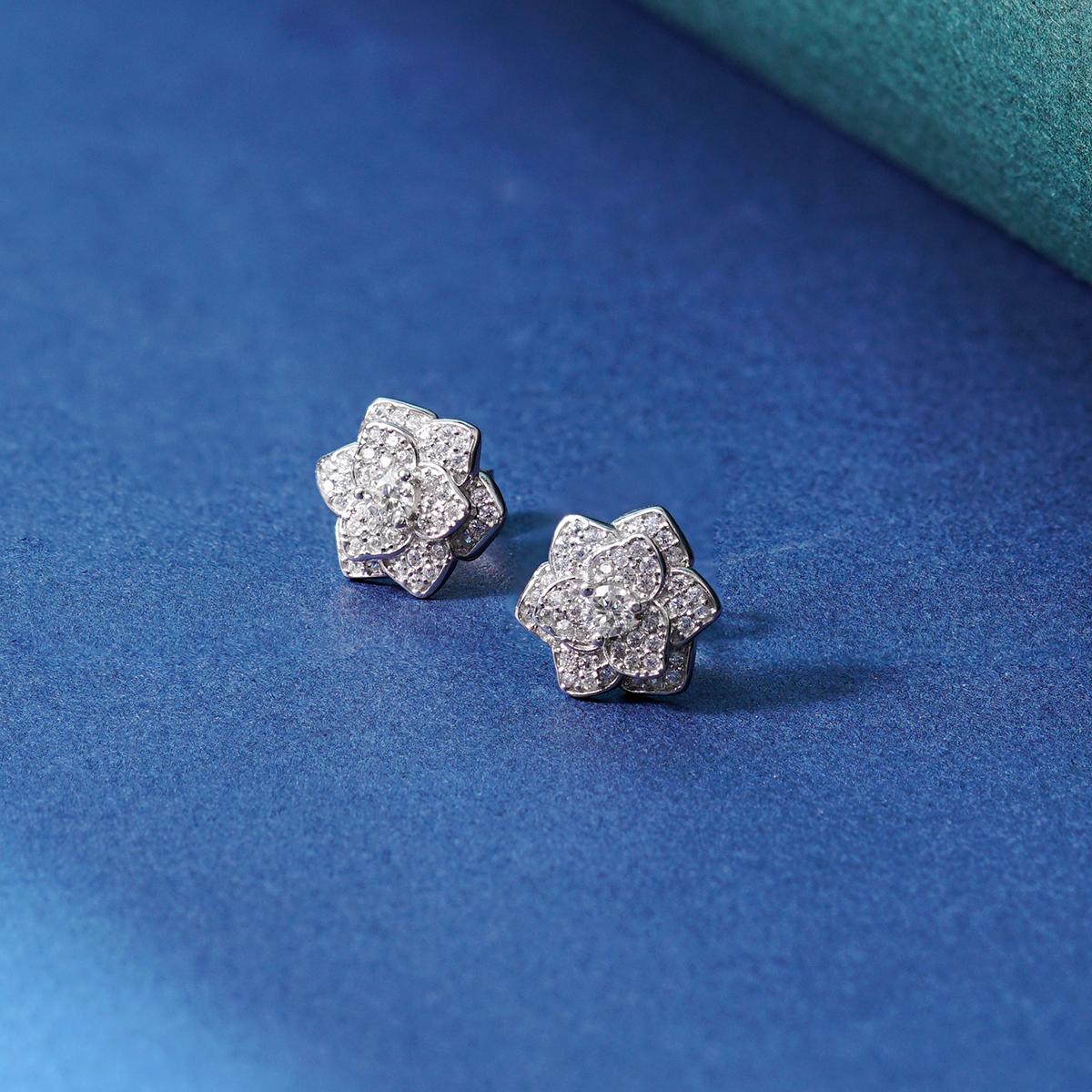 Flora Muse Earrings S925 VVS Synthetic Moissanite Stud