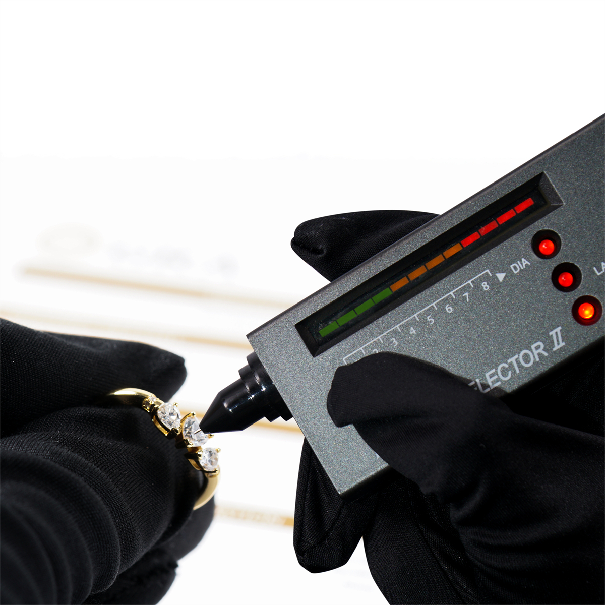 0.9ct Golden Triad of Love Ring VVS Synthetic Moissanite Ring Jewelry Copper Band