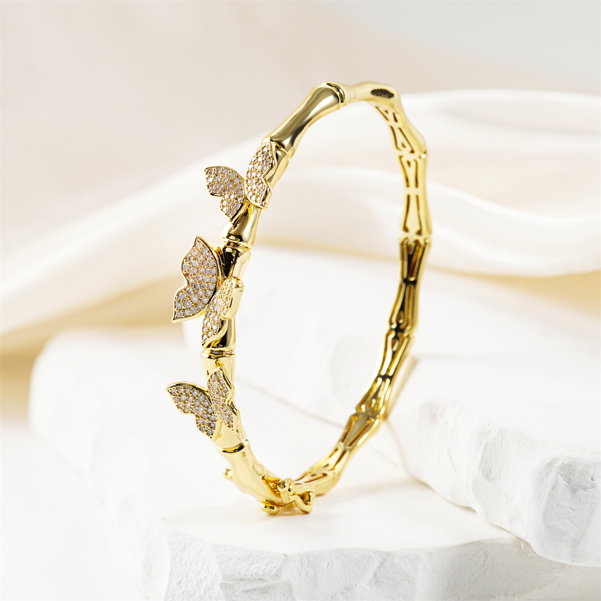 0.7ct Boundless Wing Bangle Butterfly Bangle Bracelet Papillon Breeze Bracelet Synthetic Moissanite Bracelet Copper Chain