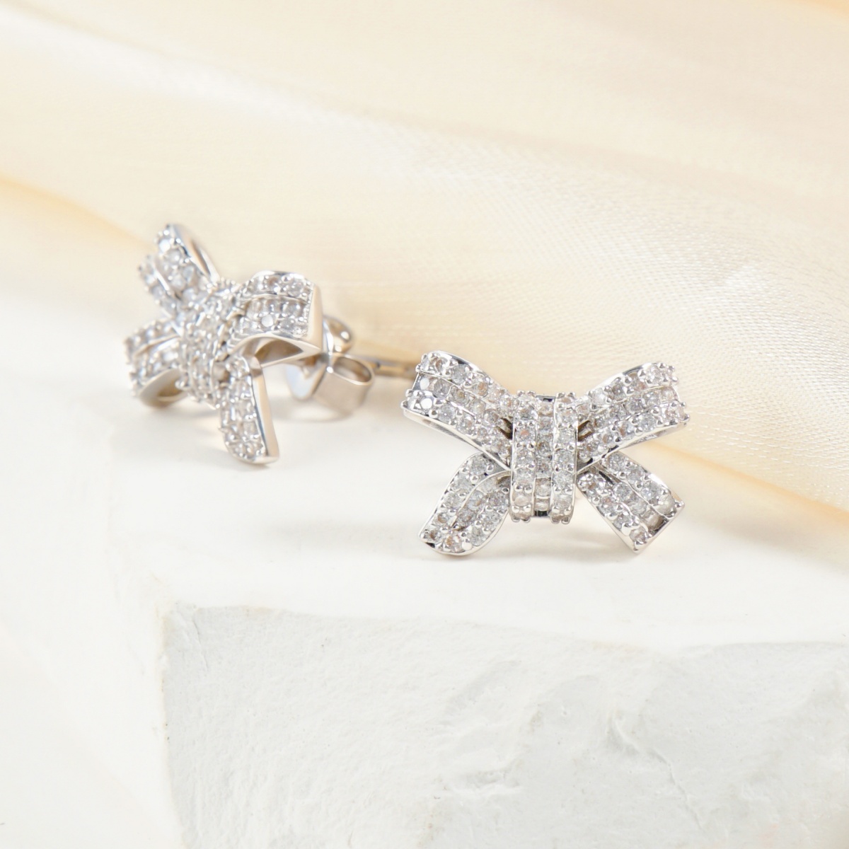 Bow Stud Earrings Bow-knot Earrings Synthetic Moissanite S925 Stud Earrings